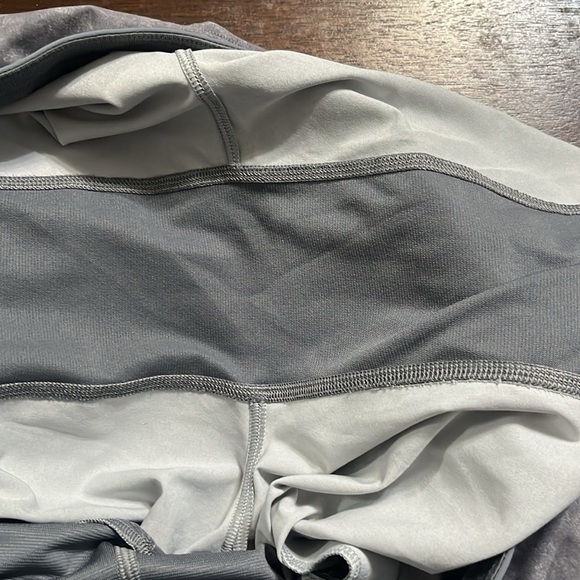 Lululemon men shorts - Picture 7 of 8